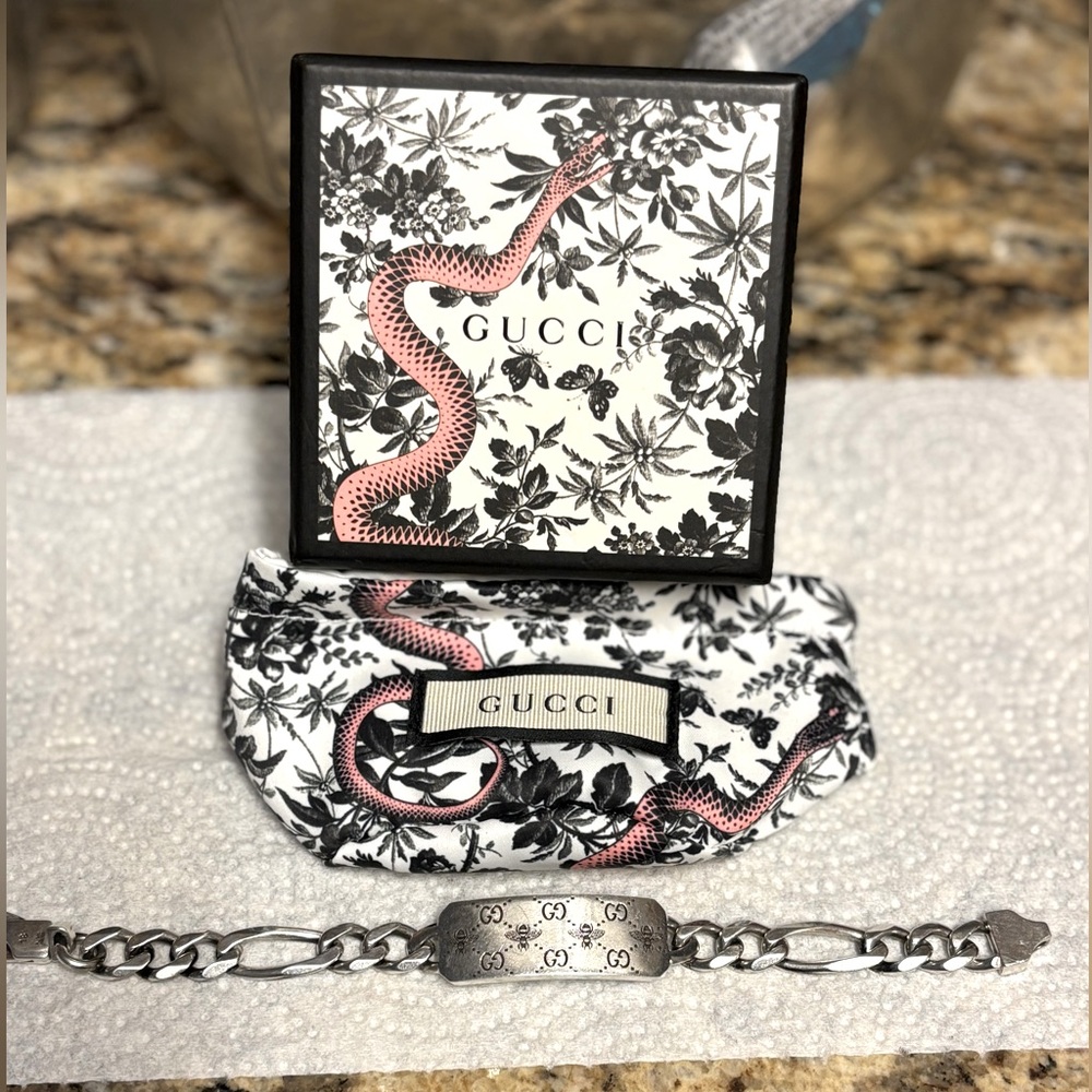 Gucci Bee ID Bracelet